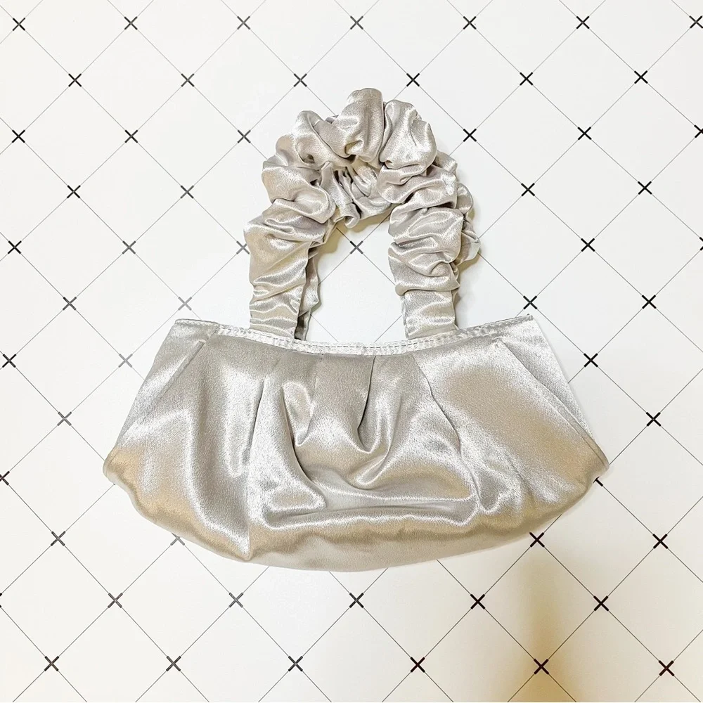 ASOS Design Silver Ruched Mini Bag - Picture 1 of 1